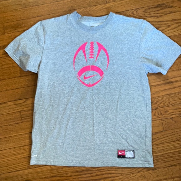 Nike Dry-Fit Football t-shirt - Picture 1 of 10